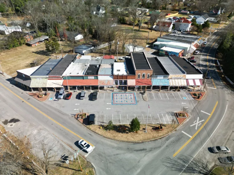 Dead Zones No More: How Small Towns Are Breathing Life Back Into Empty Storefronts